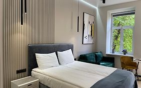 Soprano Apartment Levyckogo 35